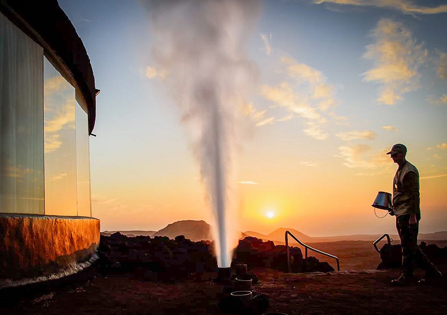 Volcano in Lanzarote: Tour with Optional Camel Ride